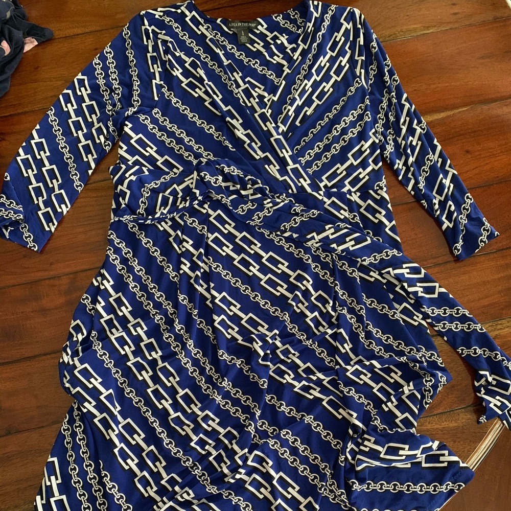 A Pea In The Pod Faux Wrap Maternity Dress, Large
